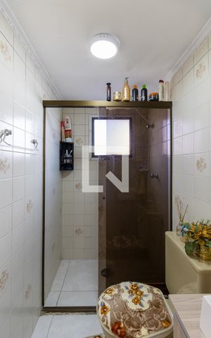 Apartamento para alugar com 48m², 2 quartos e 1 vaga Apartamento para alugar com 48m², 2 quartos e 1 vagaBanheiro