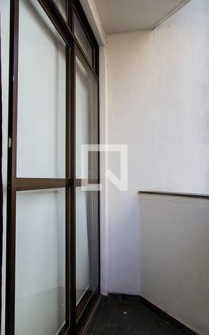 Apartamento à venda com 100m², 2 quartos e 2 vagasVaranda