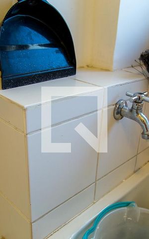 Apartamento à venda com 100m², 2 quartos e 2 vagasÁrea de Serviço - Detalhe
