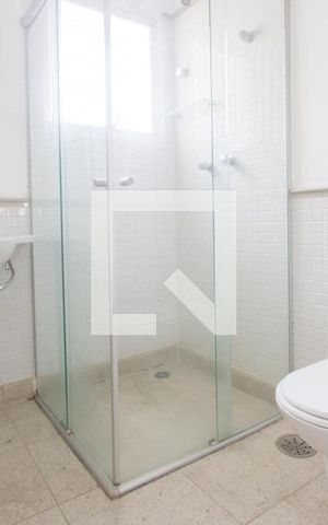 Casa de condomínio à venda com 255m², 4 quartos e 3 vagasBanheiro
