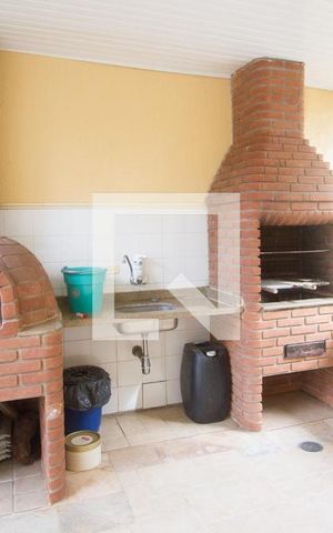 Casa de condomínio à venda com 255m², 4 quartos e 3 vagasÁrea comum - Churrasqueira