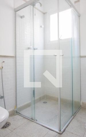 Casa de condomínio à venda com 255m², 4 quartos e 3 vagasBanheiro Suíte 2