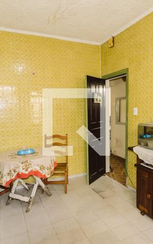 Casa à venda com 280m², 3 quartos e 1 vaga Casa à venda com 280m², 3 quartos e 1 vagaCasa 1 Cozinha