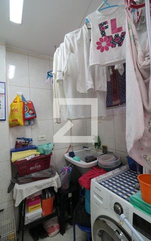 Apartamento à venda com 60m², 2 quartos e 1 vagaÁrea de Serviço