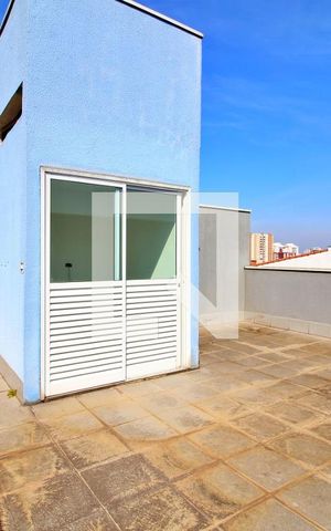 Casa de condomínio à venda com 200m², 3 quartos e 2 vagasCobertura