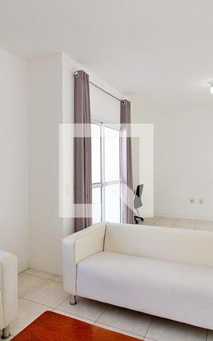 Casa de condomínio à venda com 200m², 3 quartos e 2 vagasSala