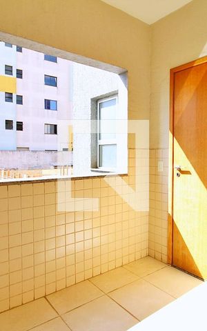 Casa de condomínio à venda com 200m², 3 quartos e 2 vagasÁrea de Serviço