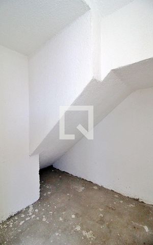 Casa de condomínio à venda com 200m², 3 quartos e 2 vagasDepósito