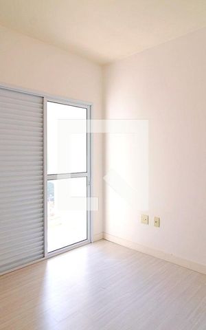 Casa de condomínio à venda com 200m², 3 quartos e 2 vagasQuarto 3