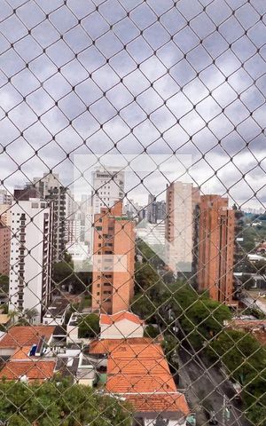 Apartamento à venda com 200m², 2 quartos e 4 vagas Apartamento à venda com 200m², 2 quartos e 4 vagasVista