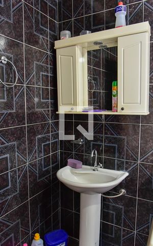 Casa à venda com 200m², 7 quartos e 2 vagas Casa à venda com 200m², 7 quartos e 2 vagasBanheiro da Suíte