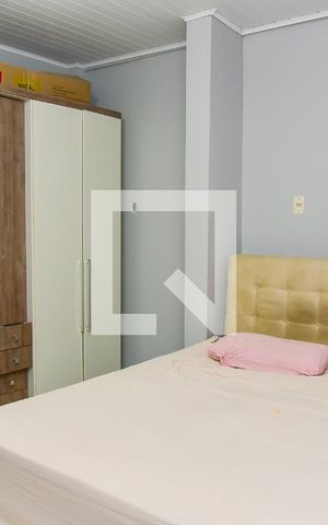 Casa à venda com 200m², 7 quartos e 2 vagas Casa à venda com 200m², 7 quartos e 2 vagasQuarto 4