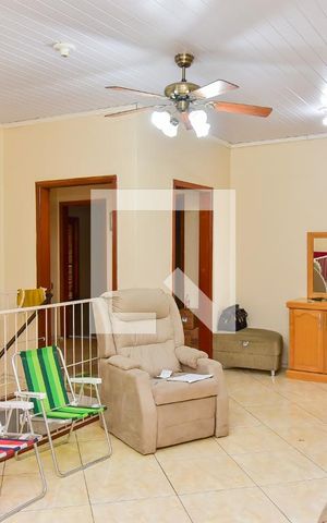 Casa à venda com 200m², 7 quartos e 2 vagas Casa à venda com 200m², 7 quartos e 2 vagasSala 1