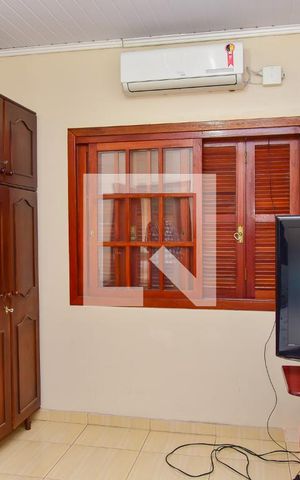 Casa à venda com 200m², 7 quartos e 2 vagas Casa à venda com 200m², 7 quartos e 2 vagasQuarto 1