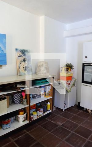 Casa à venda com 246m², 4 quartos e 3 vagasDespensa