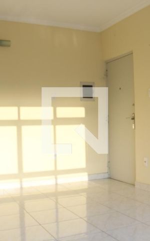 Apartamento para alugar com 70m², 1 quarto e sem vagaSala