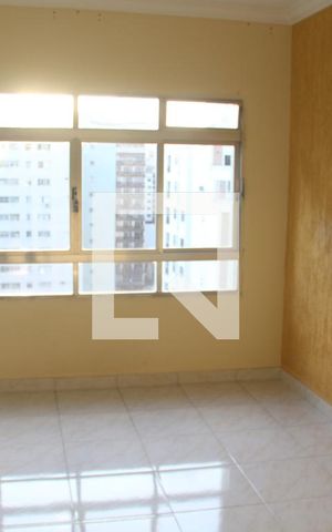 Apartamento para alugar com 70m², 1 quarto e sem vagaSala