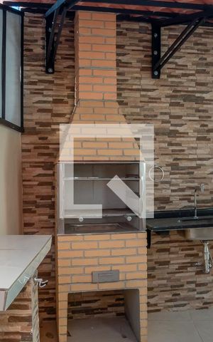 Casa à venda com 150m², 4 quartos e 4 vagas Casa à venda com 150m², 4 quartos e 4 vagasÁrea Externa