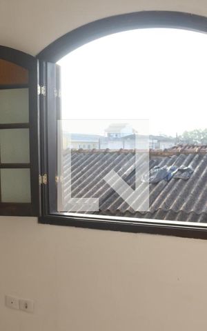 Casa para alugar com 90m², 2 quartos e 1 vagaQuarto 1