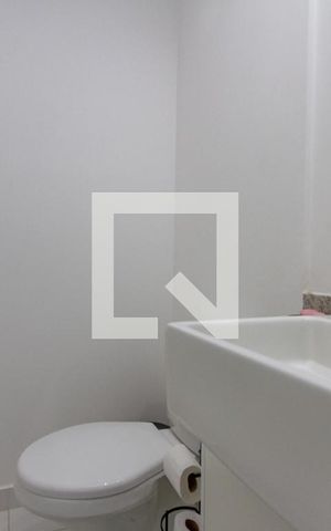Studio para alugar com 23m², 1 quarto e sem vaga Studio para alugar com 23m², 1 quarto e sem vagaBanheiro