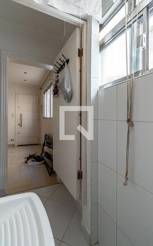Apartamento à venda com 54m², 1 quarto e 1 vaga Apartamento à venda com 54m², 1 quarto e 1 vagaÁrea de Serviço