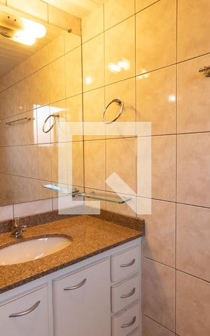 Apartamento à venda com 96m², 3 quartos e 2 vagasBanheiro 2