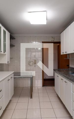 Apartamento à venda com 96m², 3 quartos e 2 vagasCozinha