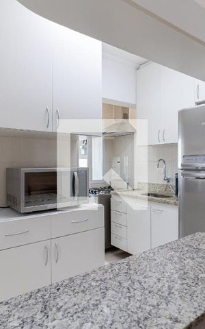 Apartamento para alugar com 55m², 2 quartos e 2 vagas Apartamento para alugar com 55m², 2 quartos e 2 vagasCozinha