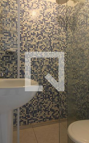 Apartamento à venda com 91m², 2 quartos e 1 vaga Apartamento à venda com 91m², 2 quartos e 1 vagaBanheiro da Suíte