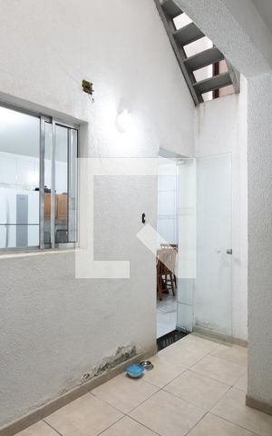 Casa para alugar com 250m², 3 quartos e 3 vagas Casa para alugar com 250m², 3 quartos e 3 vagasÁrea de Serviço