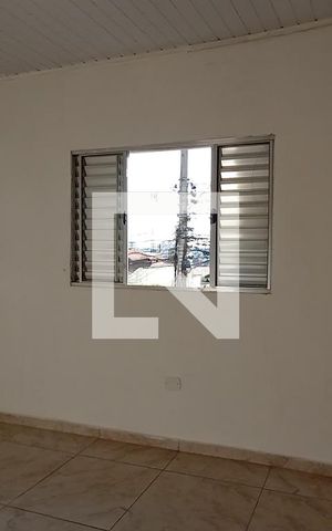 Casa à venda com 150m², 3 quartos e sem vaga Casa à venda com 150m², 3 quartos e sem vagaQuarto