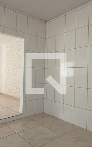 Casa à venda com 150m², 3 quartos e sem vaga Casa à venda com 150m², 3 quartos e sem vagaCozinha