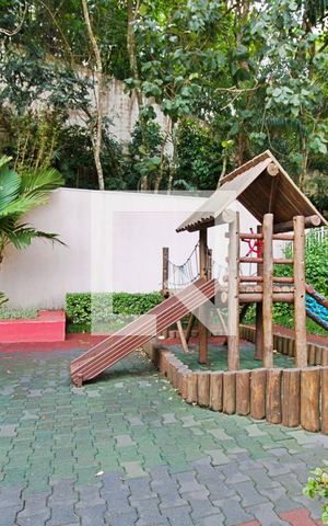 Apartamento à venda com 102m², 3 quartos e 2 vagas Apartamento à venda com 102m², 3 quartos e 2 vagasÁrea Comum - Playground