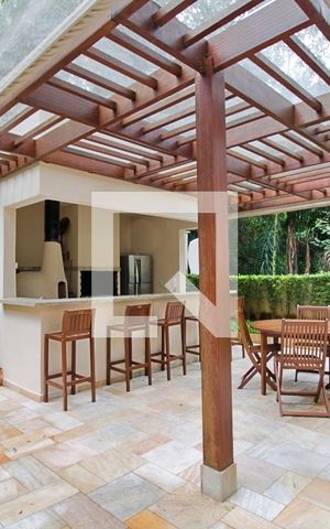 Apartamento à venda com 102m², 3 quartos e 2 vagas Apartamento à venda com 102m², 3 quartos e 2 vagasÁrea comum - Churrasqueira