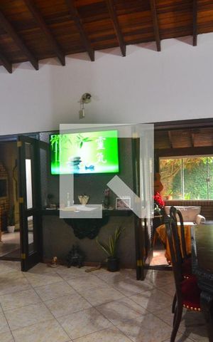 Casa à venda com 140m², 2 quartos e sem vagaSala