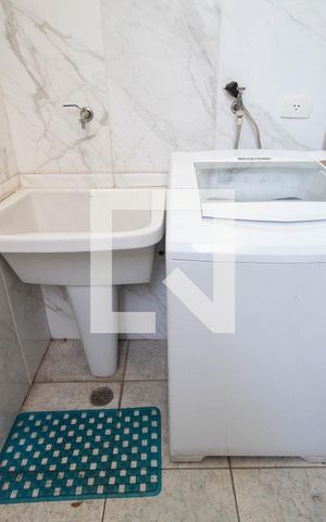 Casa de condomínio à venda com 109m², 3 quartos e 2 vagas Casa de condomínio à venda com 109m², 3 quartos e 2 vagasÁrea de Serviço