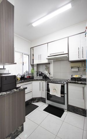 Casa de condomínio à venda com 109m², 3 quartos e 2 vagas Casa de condomínio à venda com 109m², 3 quartos e 2 vagasCozinha