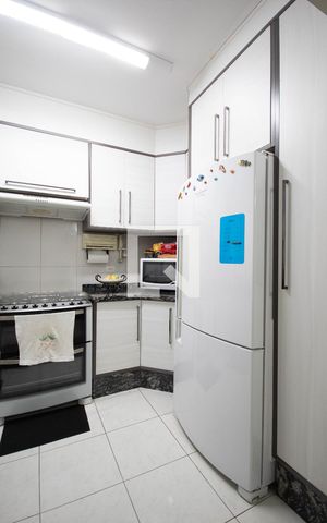 Casa de condomínio à venda com 109m², 3 quartos e 2 vagas Casa de condomínio à venda com 109m², 3 quartos e 2 vagasCozinha