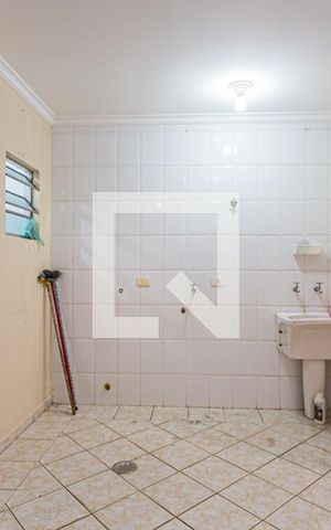 Casa à venda com 250m², 3 quartos e 5 vagas Casa à venda com 250m², 3 quartos e 5 vagasÁrea de Serviço e Espaço Churrasco