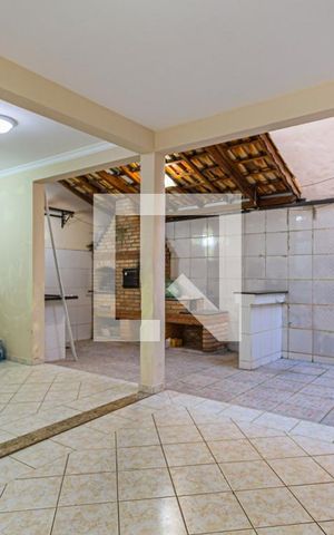 Casa à venda com 250m², 3 quartos e 5 vagas Casa à venda com 250m², 3 quartos e 5 vagasÁrea de Serviço e Espaço Churrasco