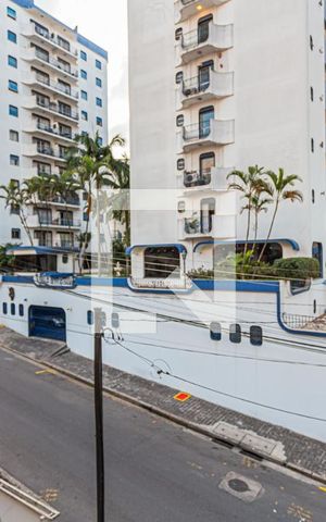 Casa à venda com 250m², 3 quartos e 5 vagas Casa à venda com 250m², 3 quartos e 5 vagasVista da Varanda da Suite