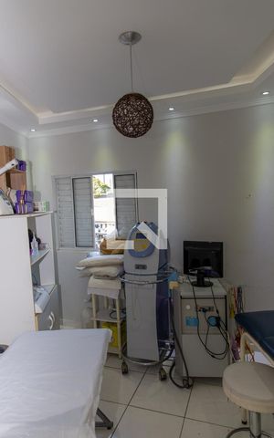Casa à venda com 445m², 7 quartos e 5 vagasQuarto 2