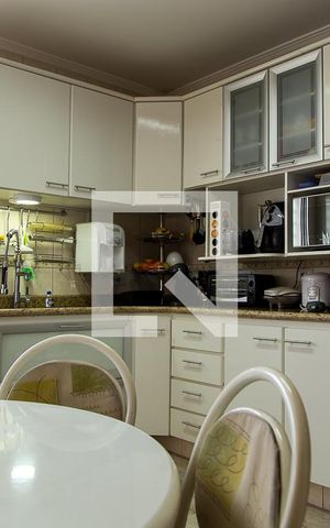 Apartamento à venda com 200m², 3 quartos e 2 vagasCozinha