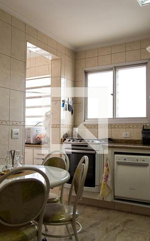 Apartamento à venda com 200m², 3 quartos e 2 vagasCozinha