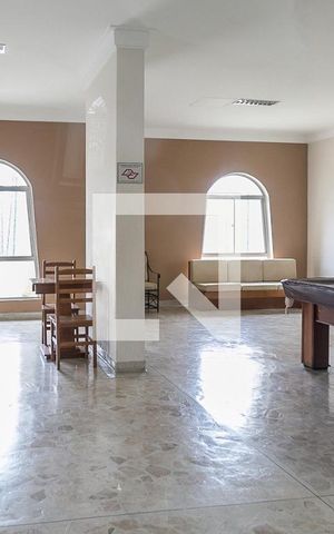 Apartamento à venda com 200m², 3 quartos e 2 vagas Apartamento à venda com 200m², 3 quartos e 2 vagasSalão de Festas