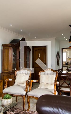 Apartamento à venda com 200m², 3 quartos e 2 vagasSala