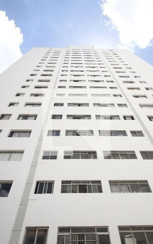 Apartamento à venda com 200m², 3 quartos e 2 vagas Apartamento à venda com 200m², 3 quartos e 2 vagasFachada