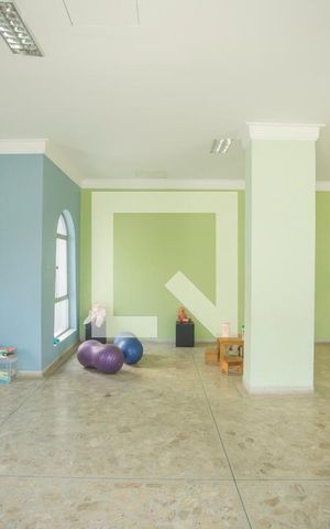 Apartamento à venda com 200m², 3 quartos e 2 vagas Apartamento à venda com 200m², 3 quartos e 2 vagasAcademia