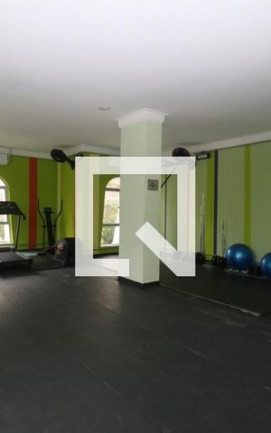 Apartamento à venda com 200m², 3 quartos e 2 vagas Apartamento à venda com 200m², 3 quartos e 2 vagasAcademia