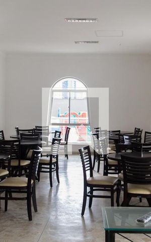Apartamento à venda com 200m², 3 quartos e 2 vagas Apartamento à venda com 200m², 3 quartos e 2 vagasSalão de Festas